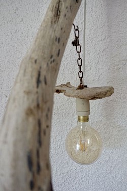 Driftwood lamp